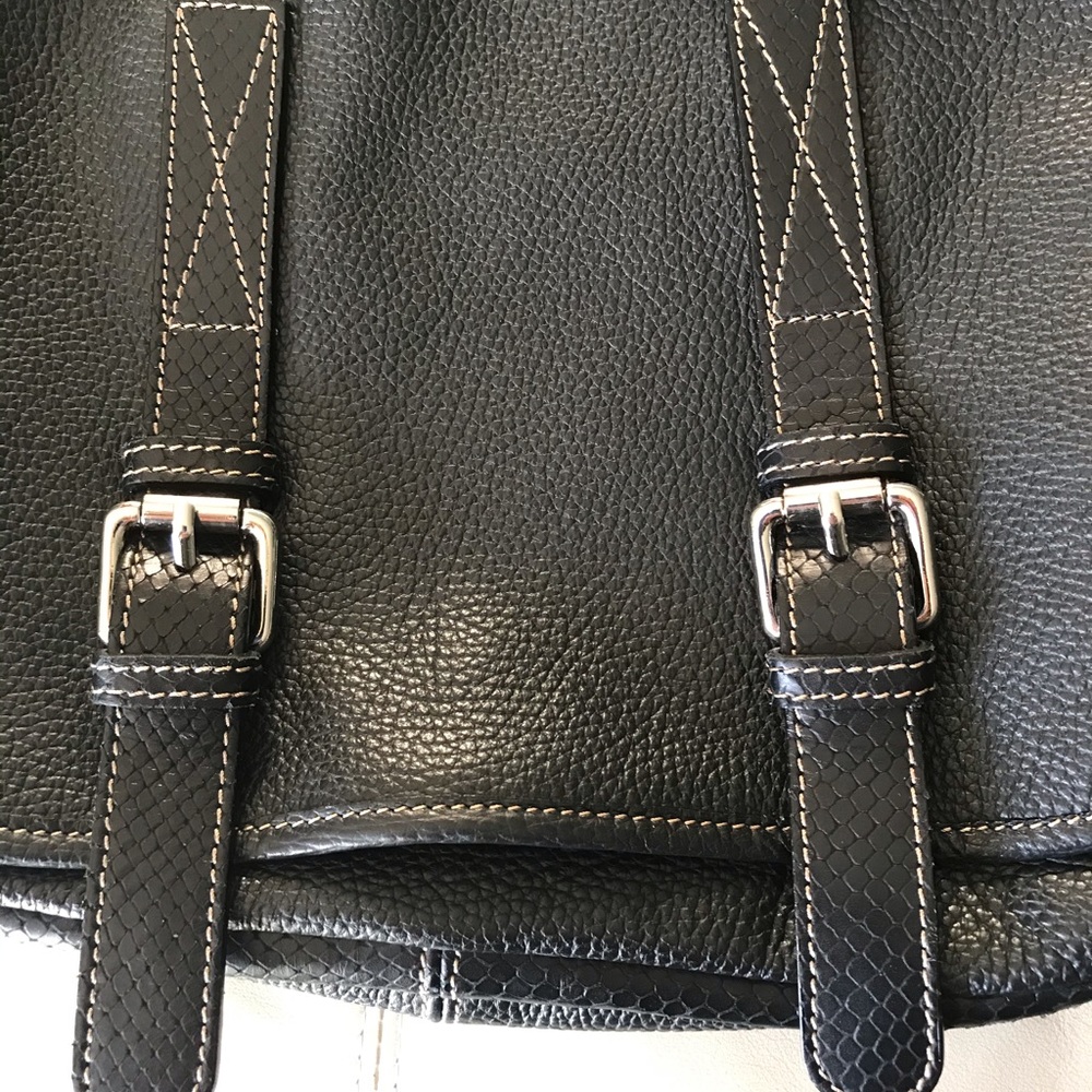 Sundance Black Crossbody Saddle Bag with White Stitching - Picture 6 of 6